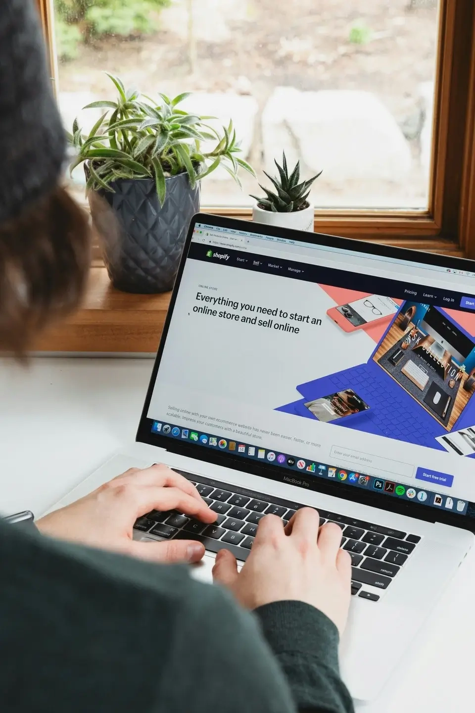 Marketplace digital marketing campaign banner